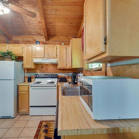 Gatlinburg Cabin With Hot Tub About 6 Mi To Downtown! エクステリア 写真