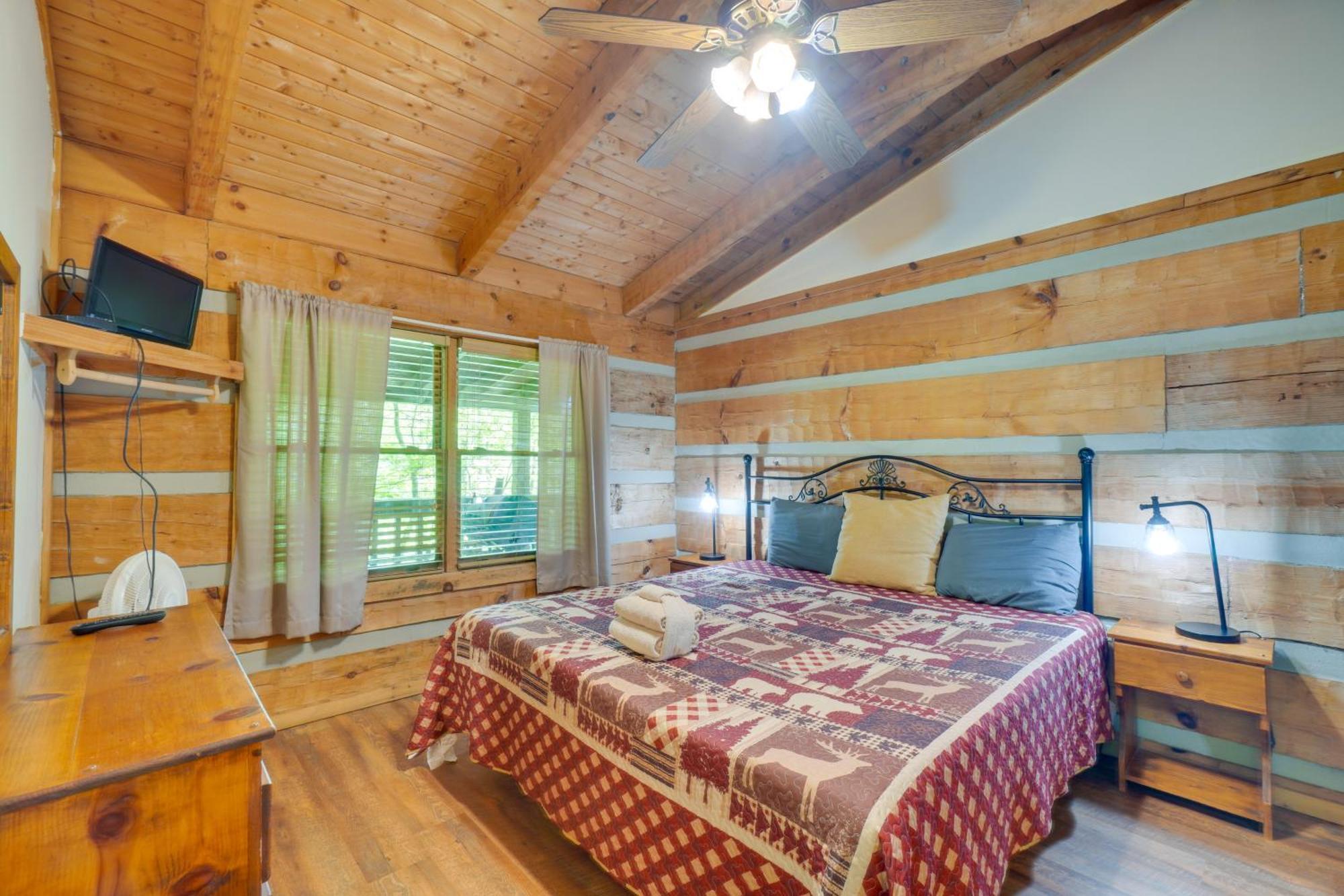 Gatlinburg Cabin With Hot Tub About 6 Mi To Downtown! エクステリア 写真